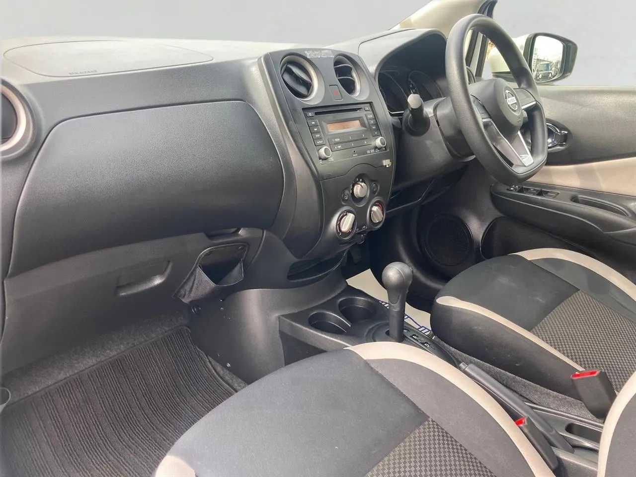 2017 Nissan Note thumbnail