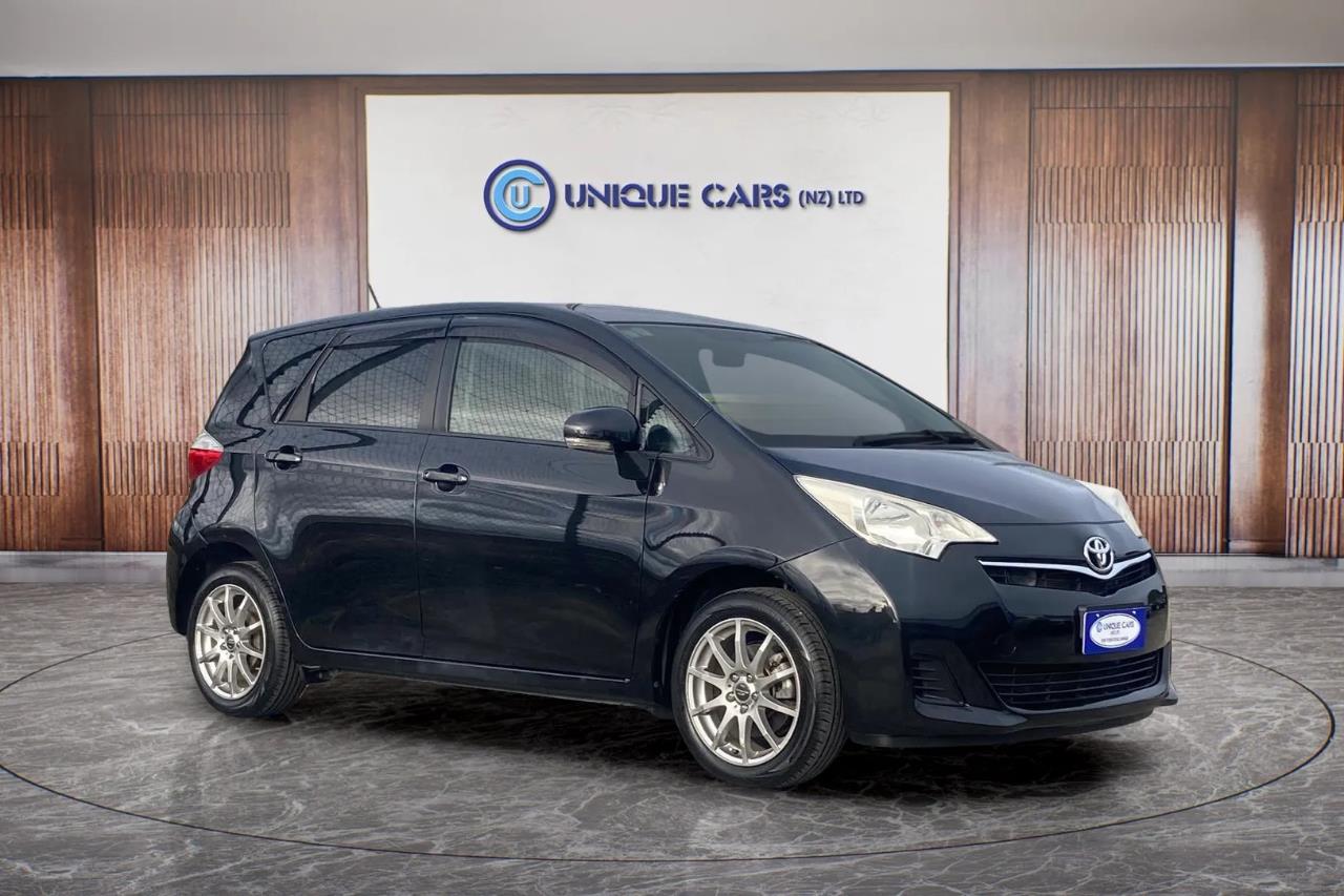 2012 Toyota Ractis thumbnail