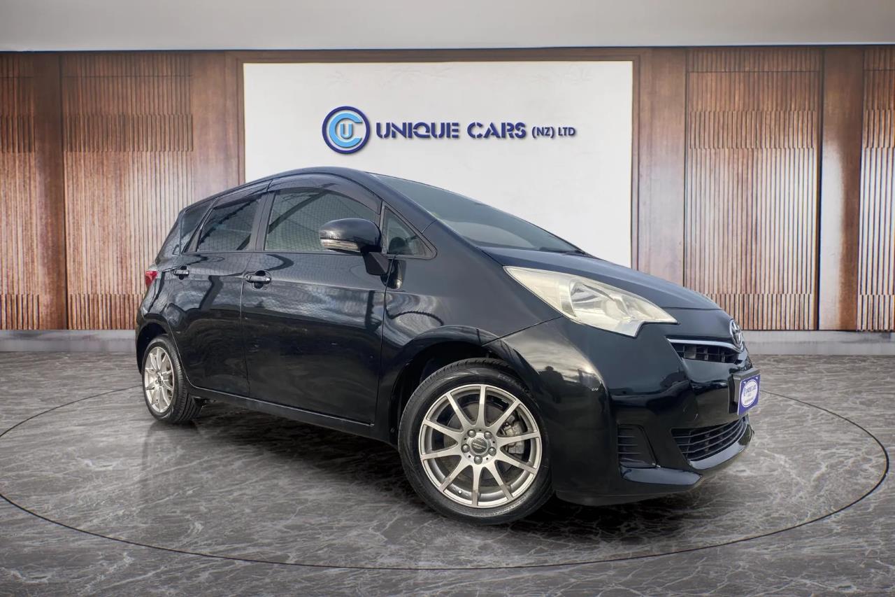 2012 Toyota Ractis thumbnail