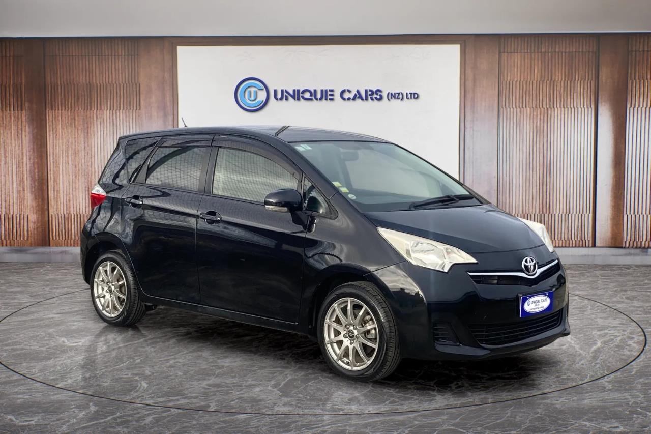 2012 Toyota Ractis thumbnail