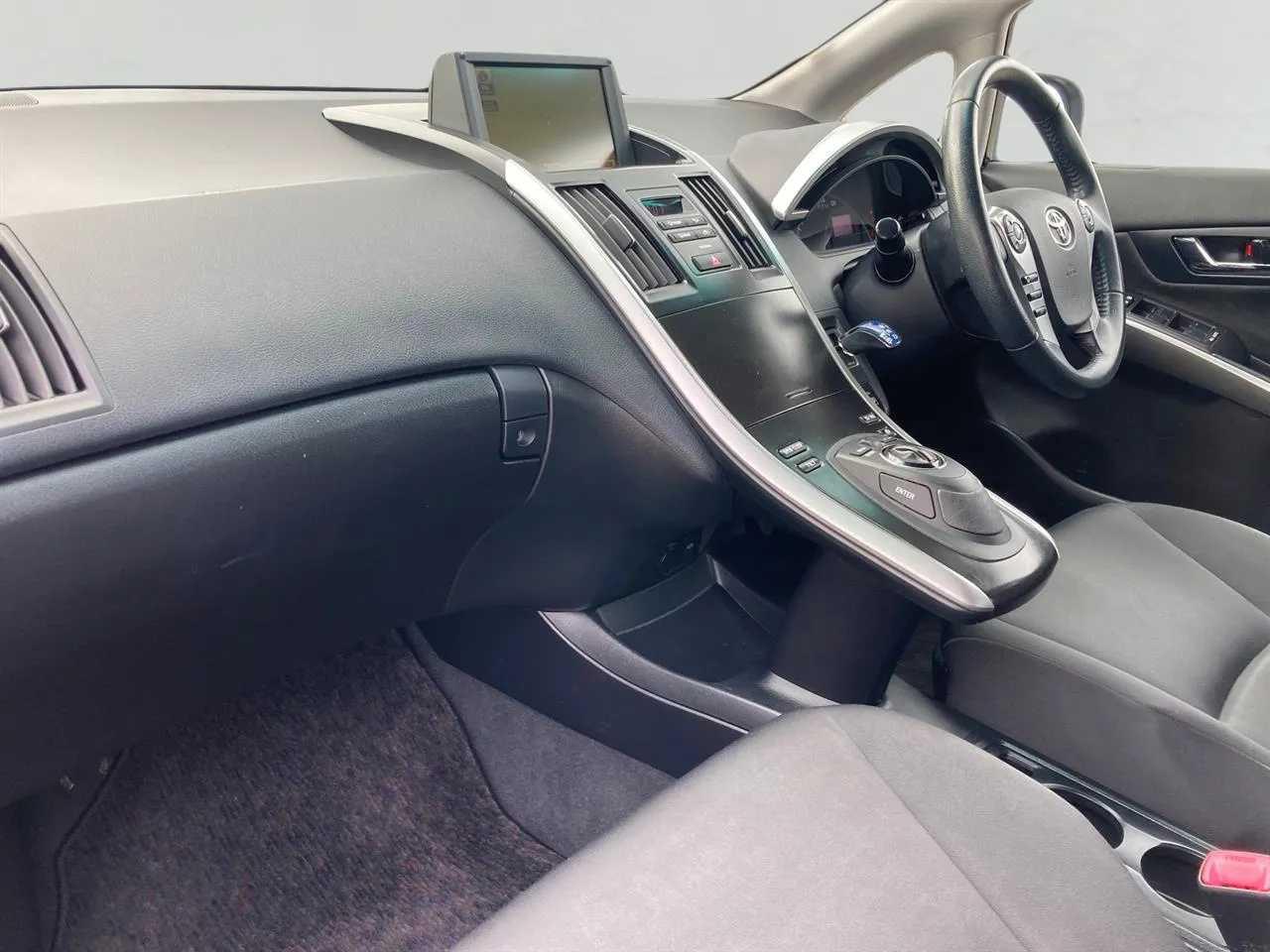 2012 Toyota Sai thumbnail
