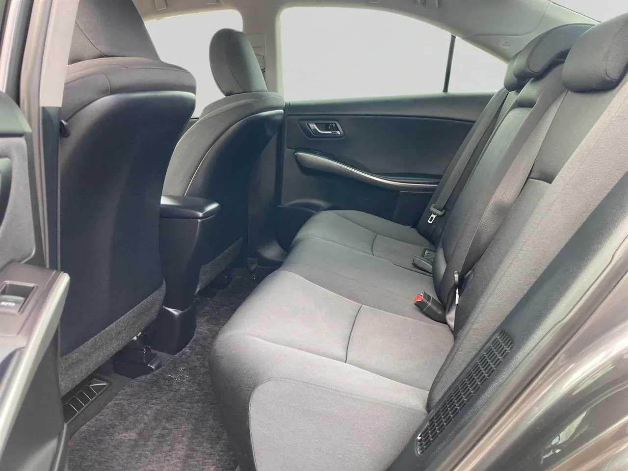2012 Toyota Sai thumbnail