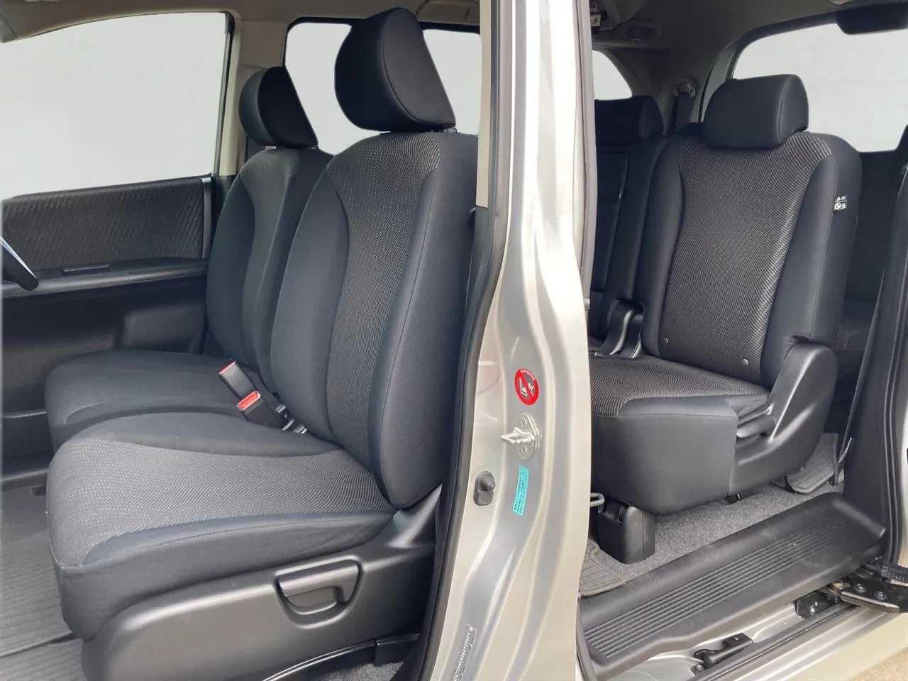 2012 Honda Freed thumbnail