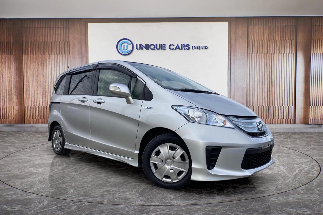 2012 Honda Freed thumbnail