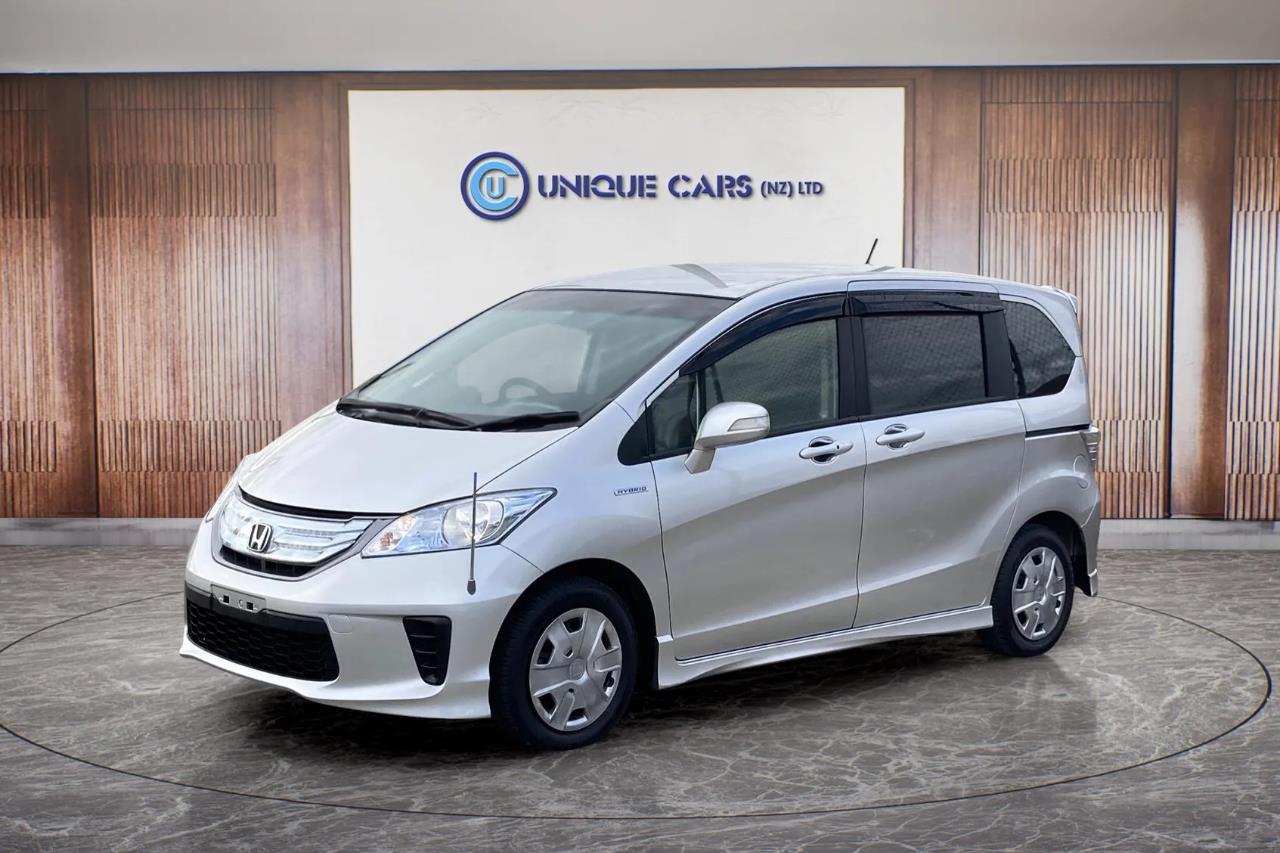 2012 Honda Freed thumbnail