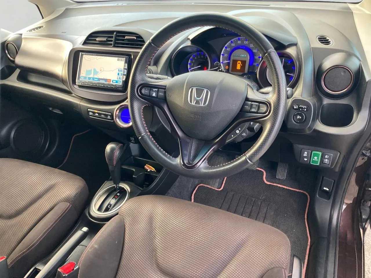 2012 Honda Fit thumbnail