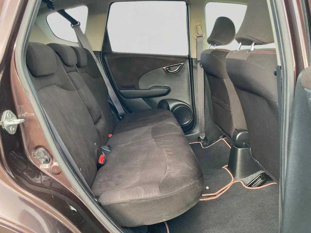 2012 Honda Fit thumbnail
