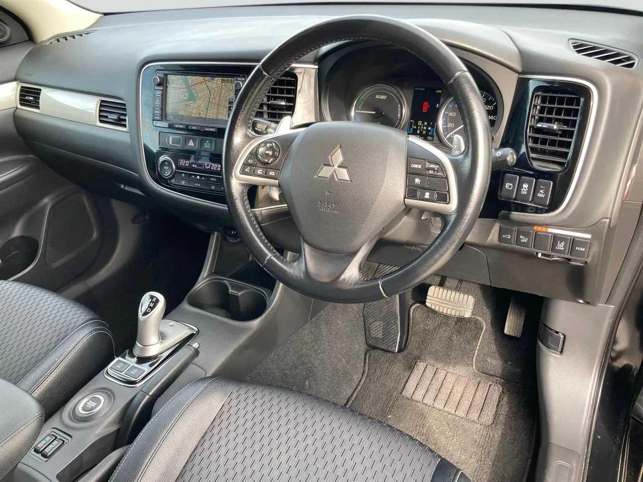 2013 Mitsubishi Outlander thumbnail