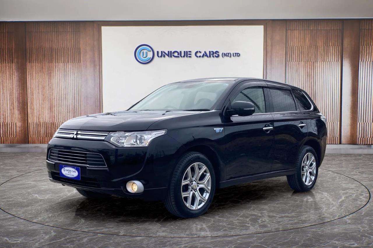2013 Mitsubishi Outlander thumbnail