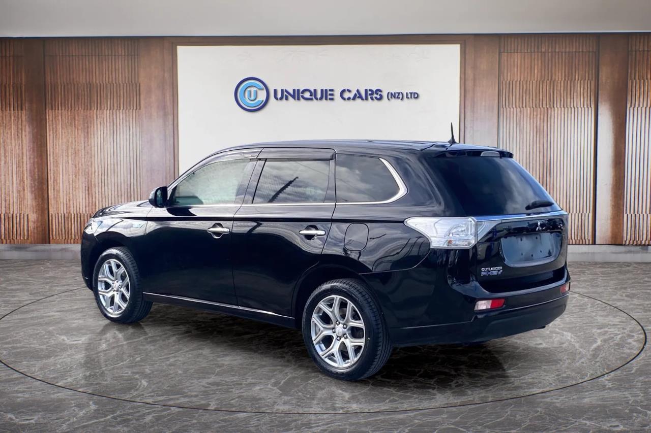 2013 Mitsubishi Outlander thumbnail