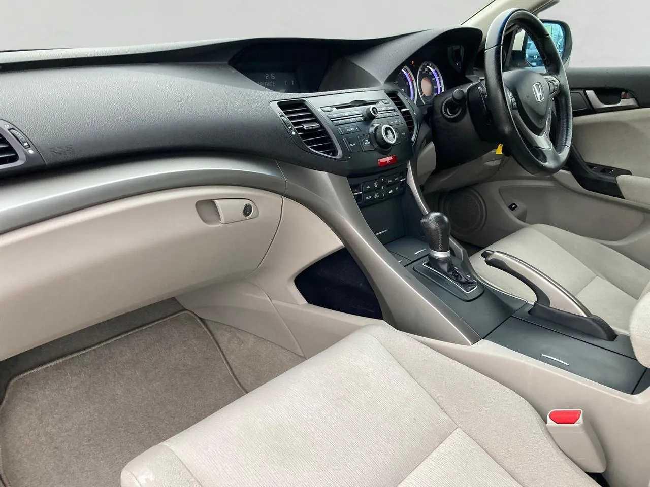 2008 Honda Accord thumbnail