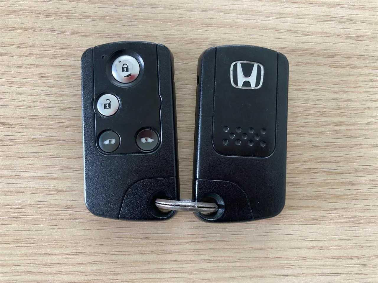 2013 Honda Freed thumbnail