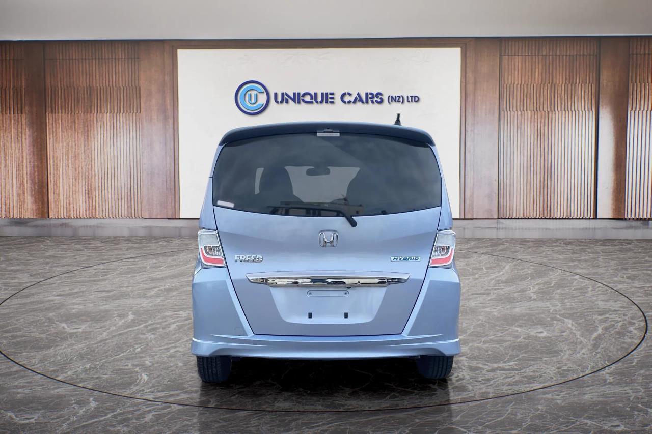 2013 Honda Freed thumbnail