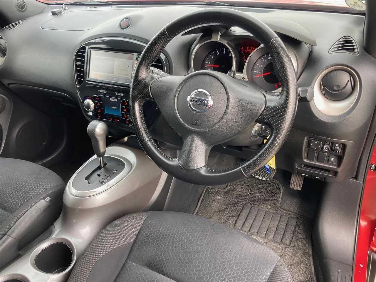 2011 Nissan Juke thumbnail