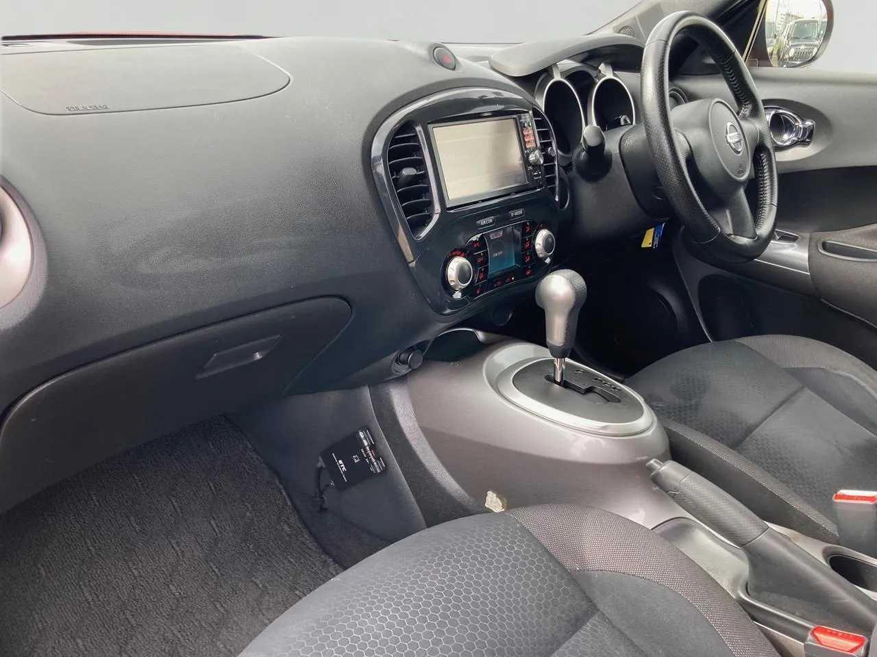 2011 Nissan Juke thumbnail