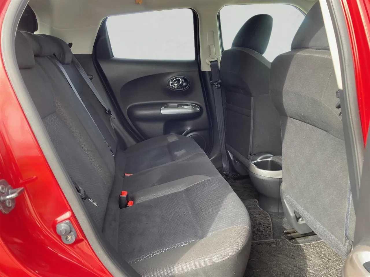 2011 Nissan Juke thumbnail