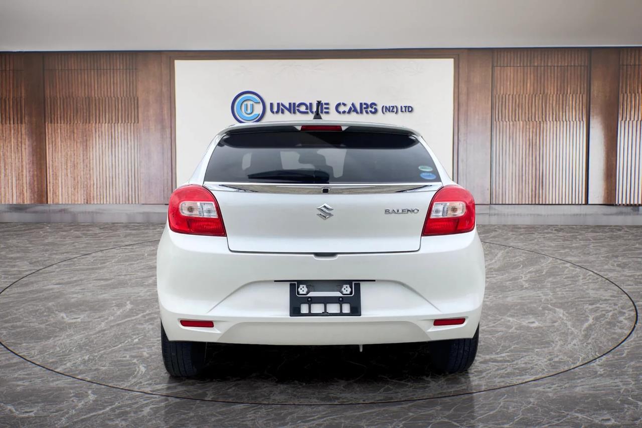2016 Suzuki Baleno thumbnail