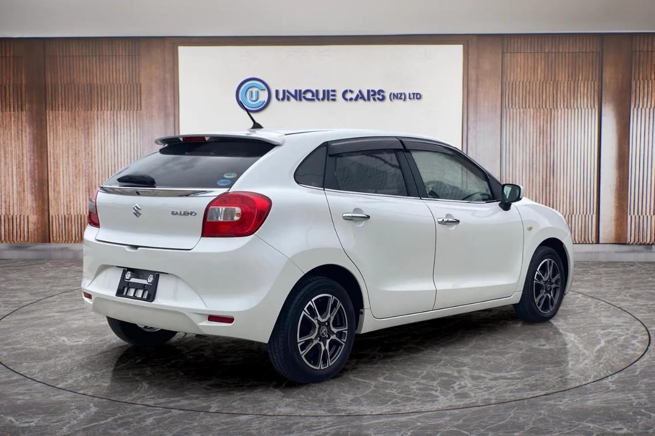 2016 Suzuki Baleno thumbnail