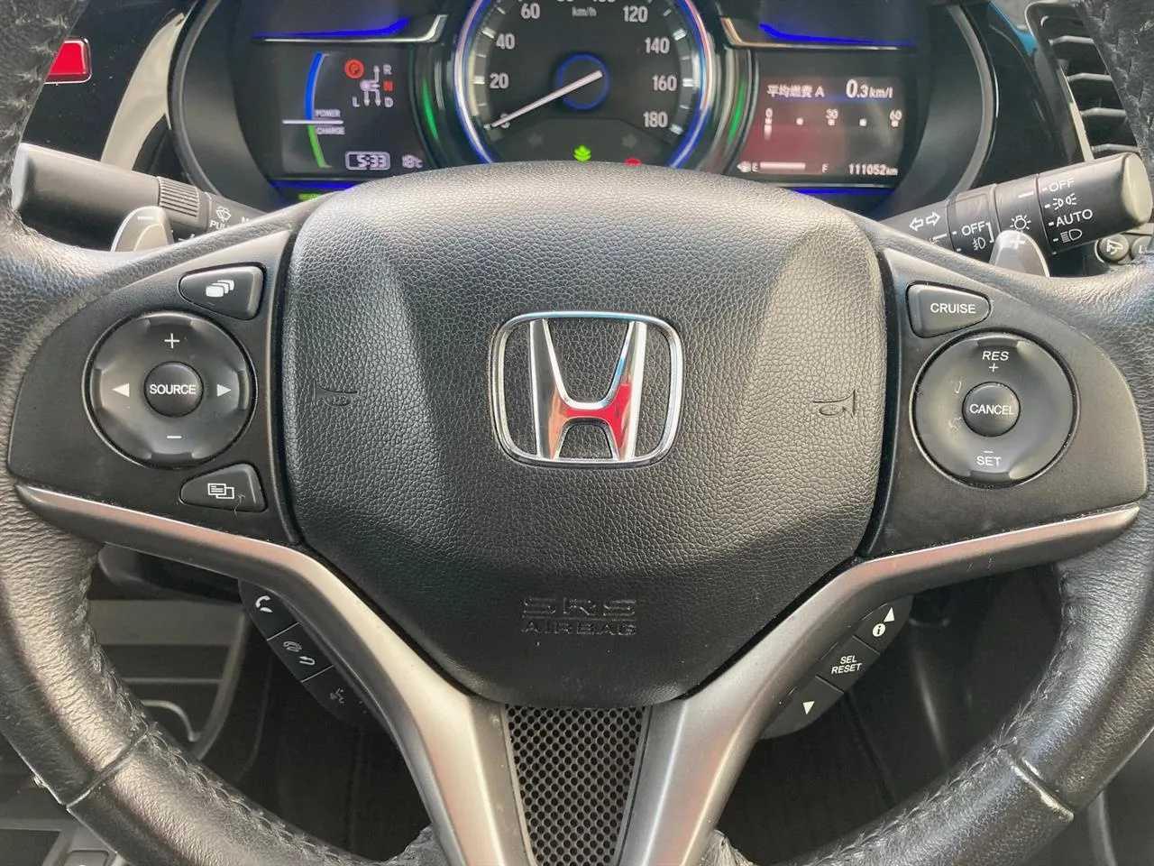 2015 Honda Grace thumbnail