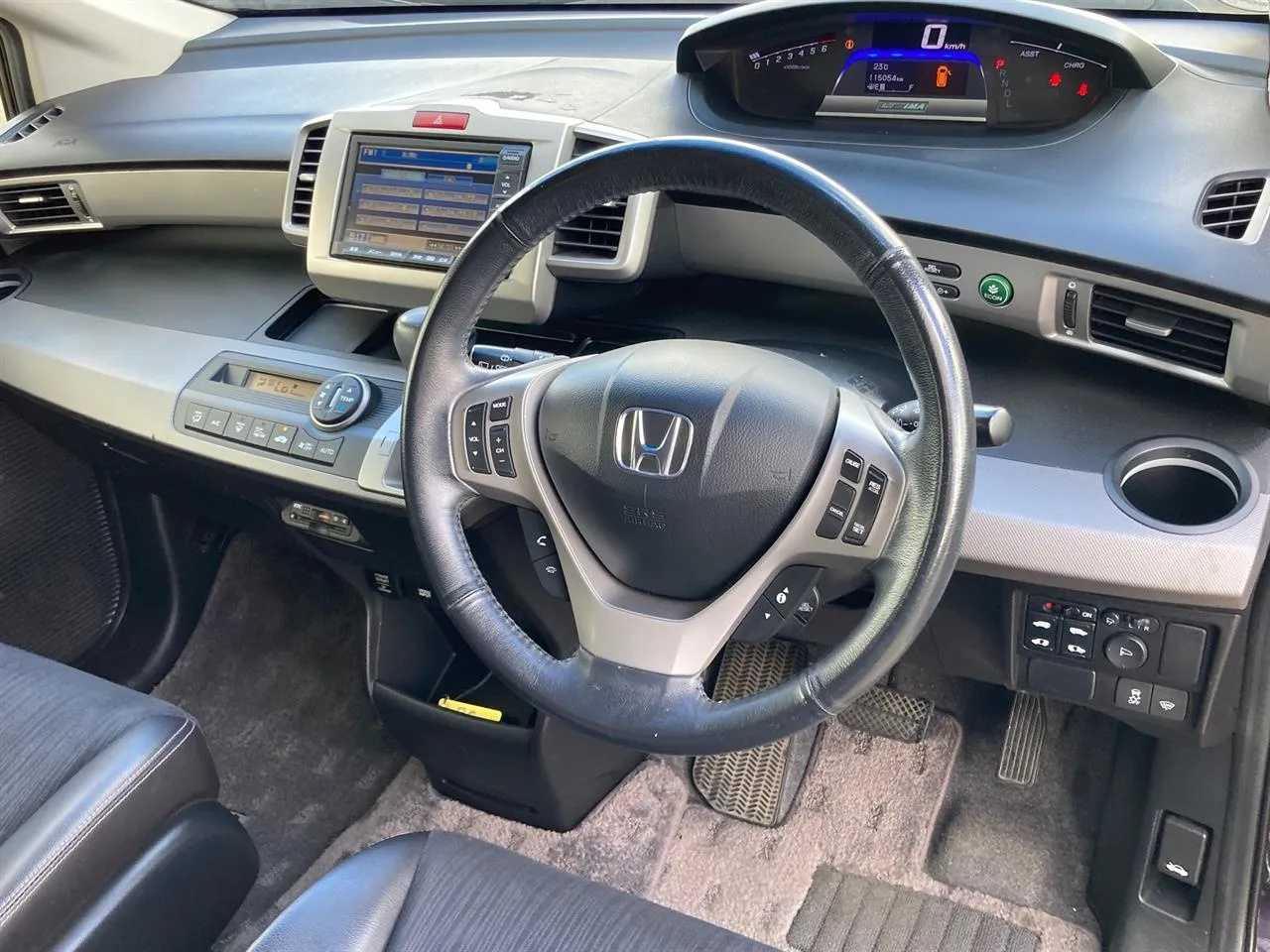 2012 Honda Freed thumbnail
