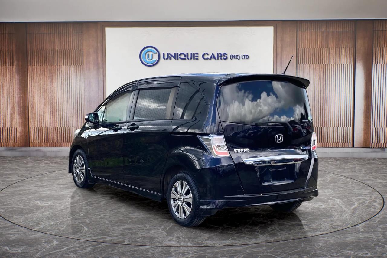 2012 Honda Freed thumbnail
