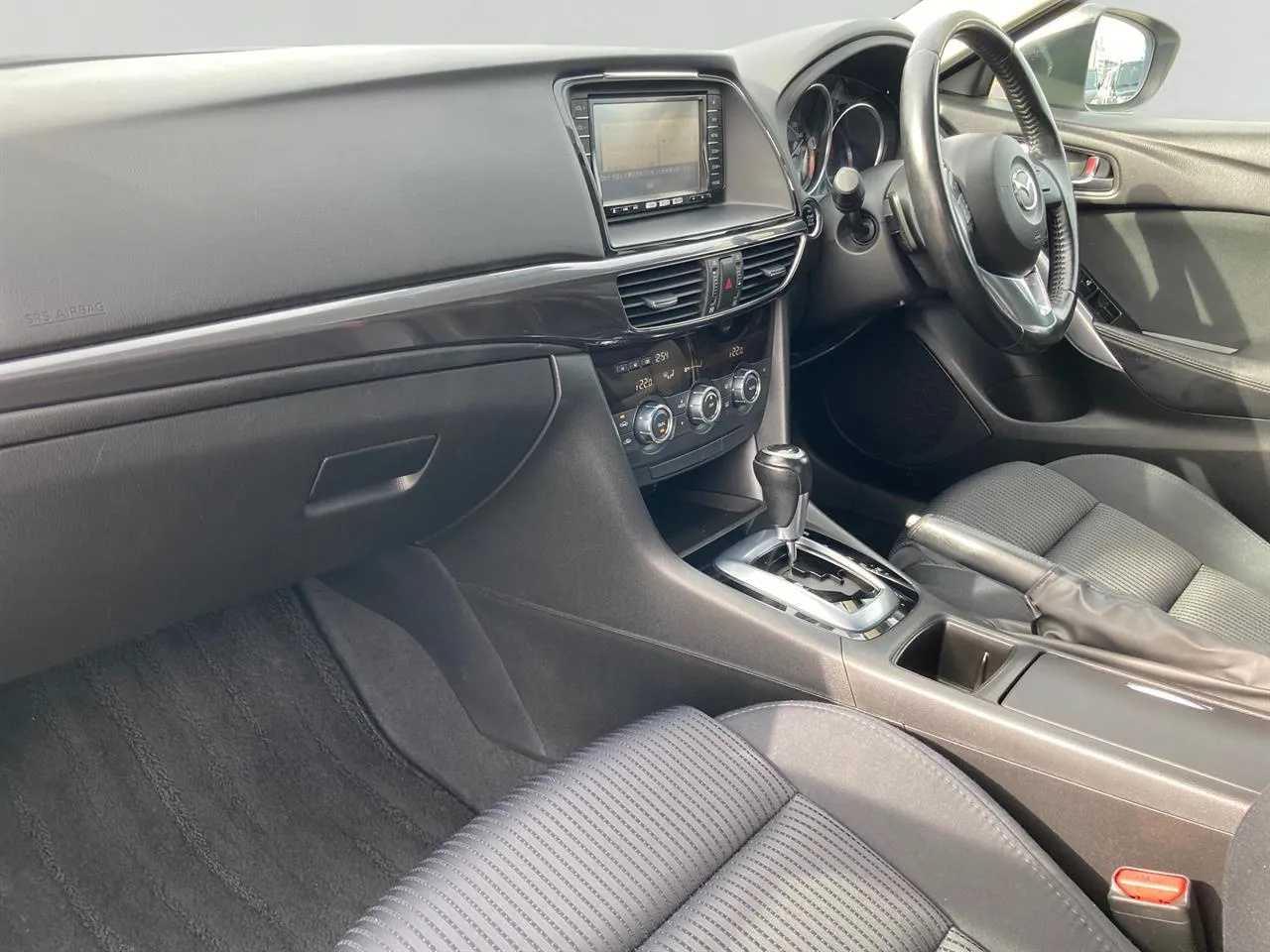 2013 Mazda Atenza thumbnail