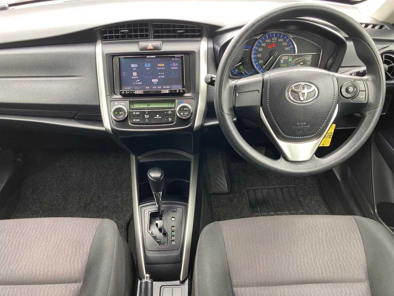 2017 Toyota Corolla thumbnail
