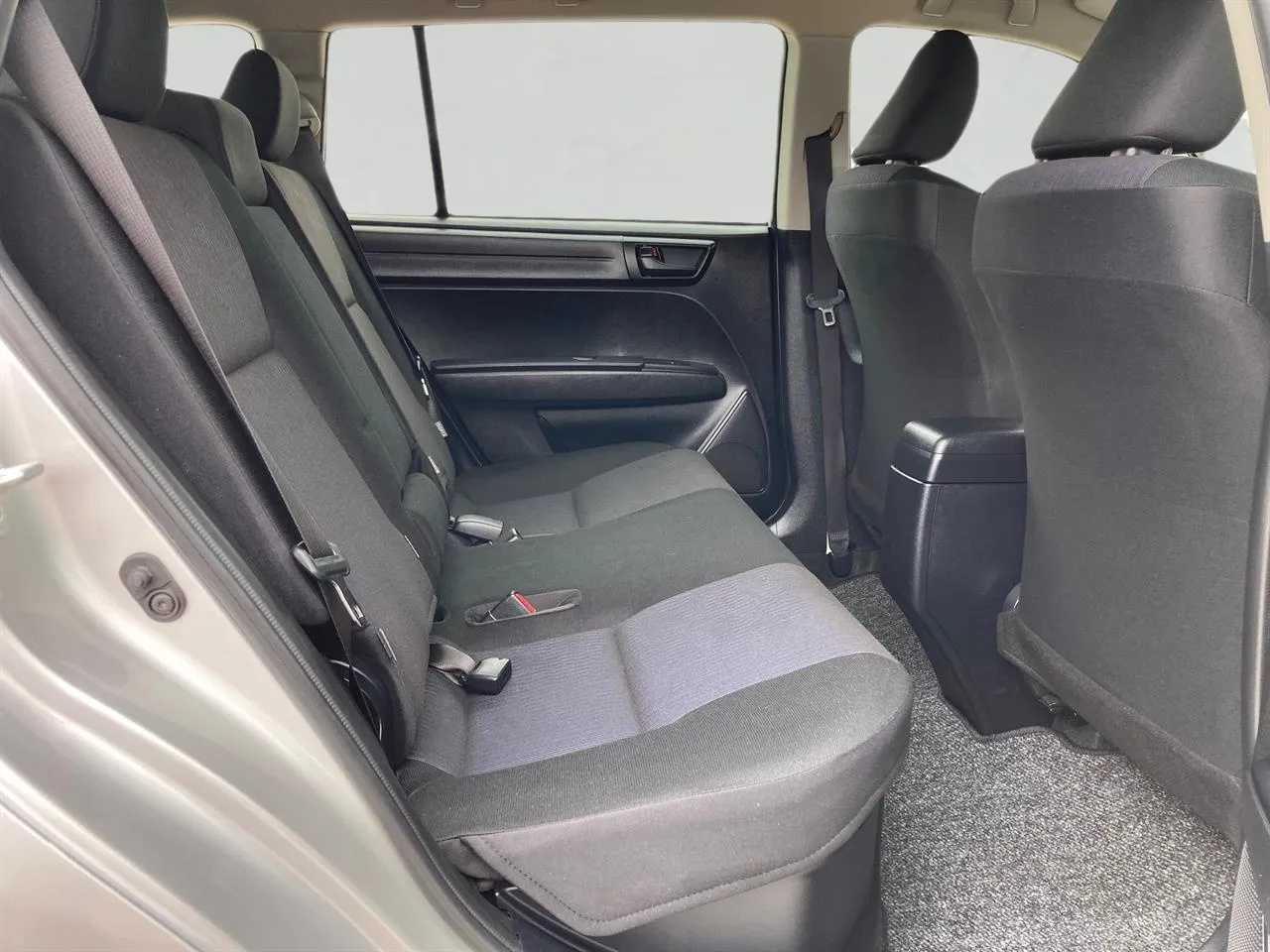 2017 Toyota Corolla thumbnail