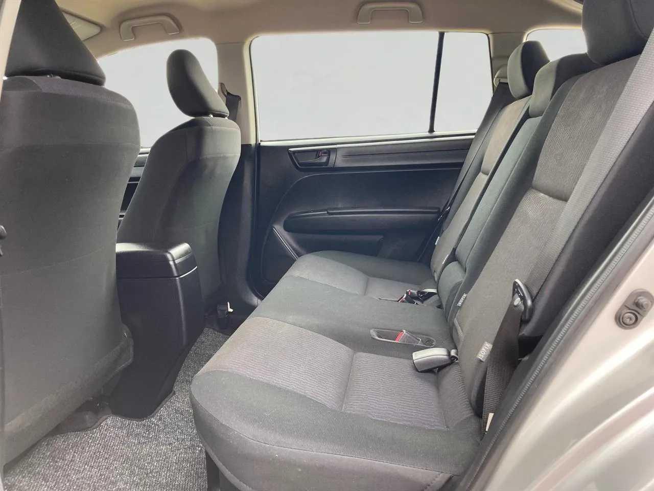 2017 Toyota Corolla thumbnail