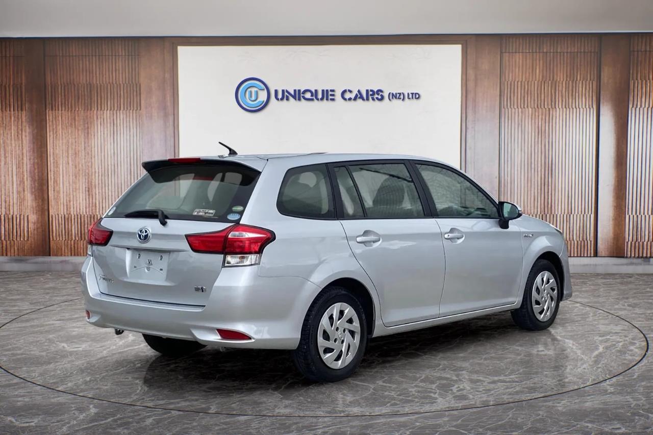 2017 Toyota Corolla thumbnail
