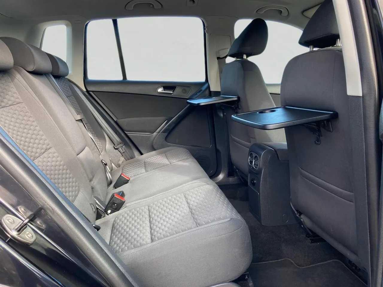 2010 Volkswagen Tiguan thumbnail