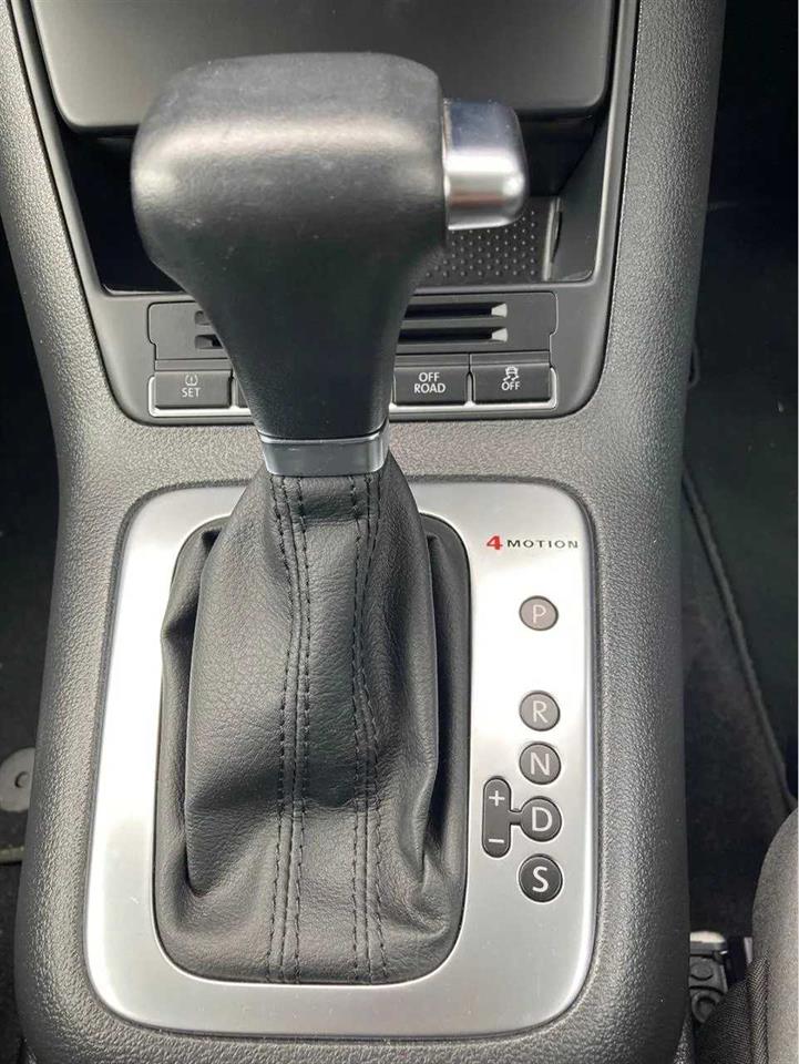 2010 Volkswagen Tiguan thumbnail