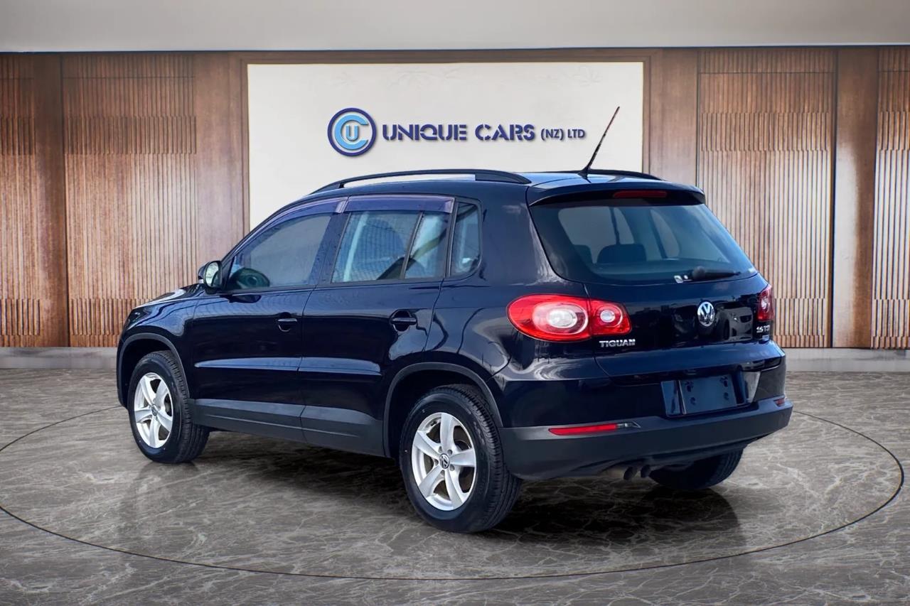 2010 Volkswagen Tiguan thumbnail