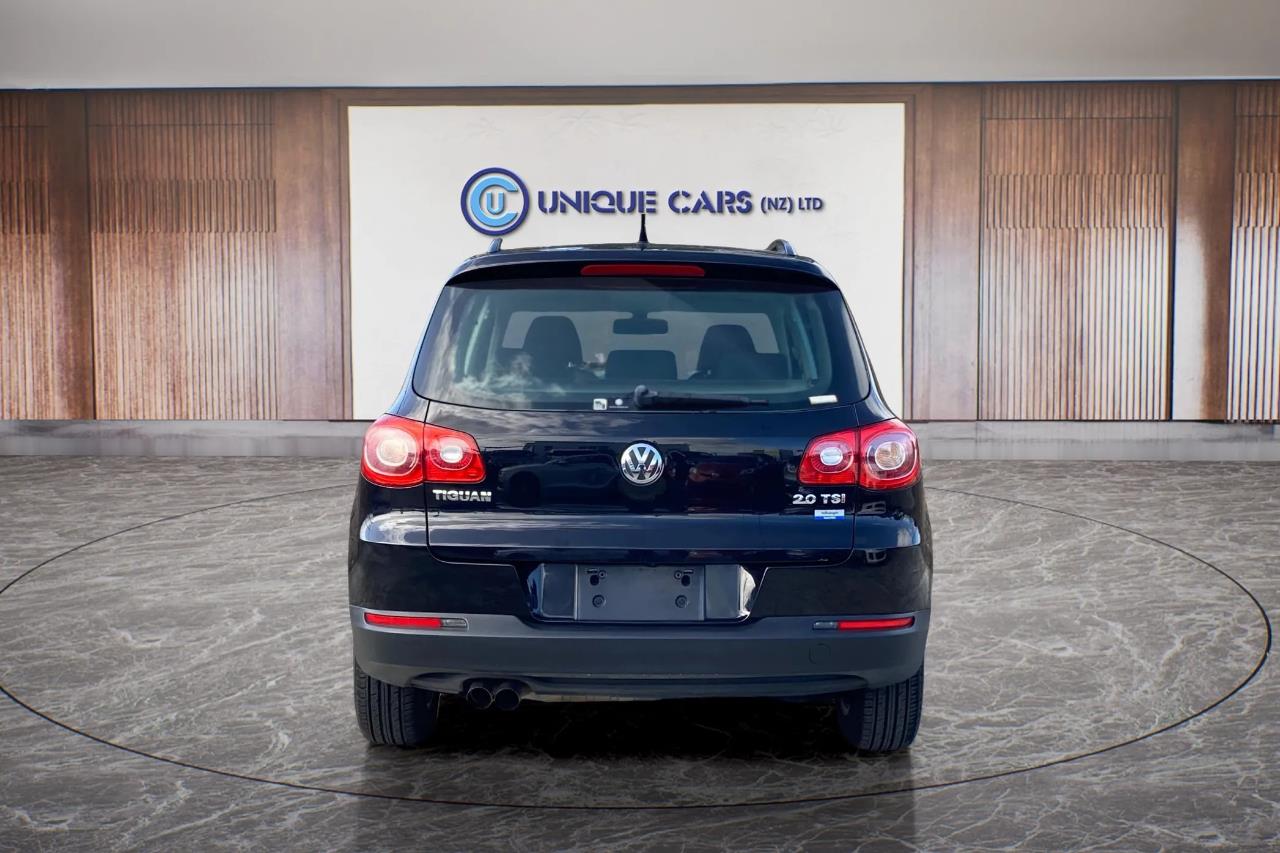 2010 Volkswagen Tiguan thumbnail