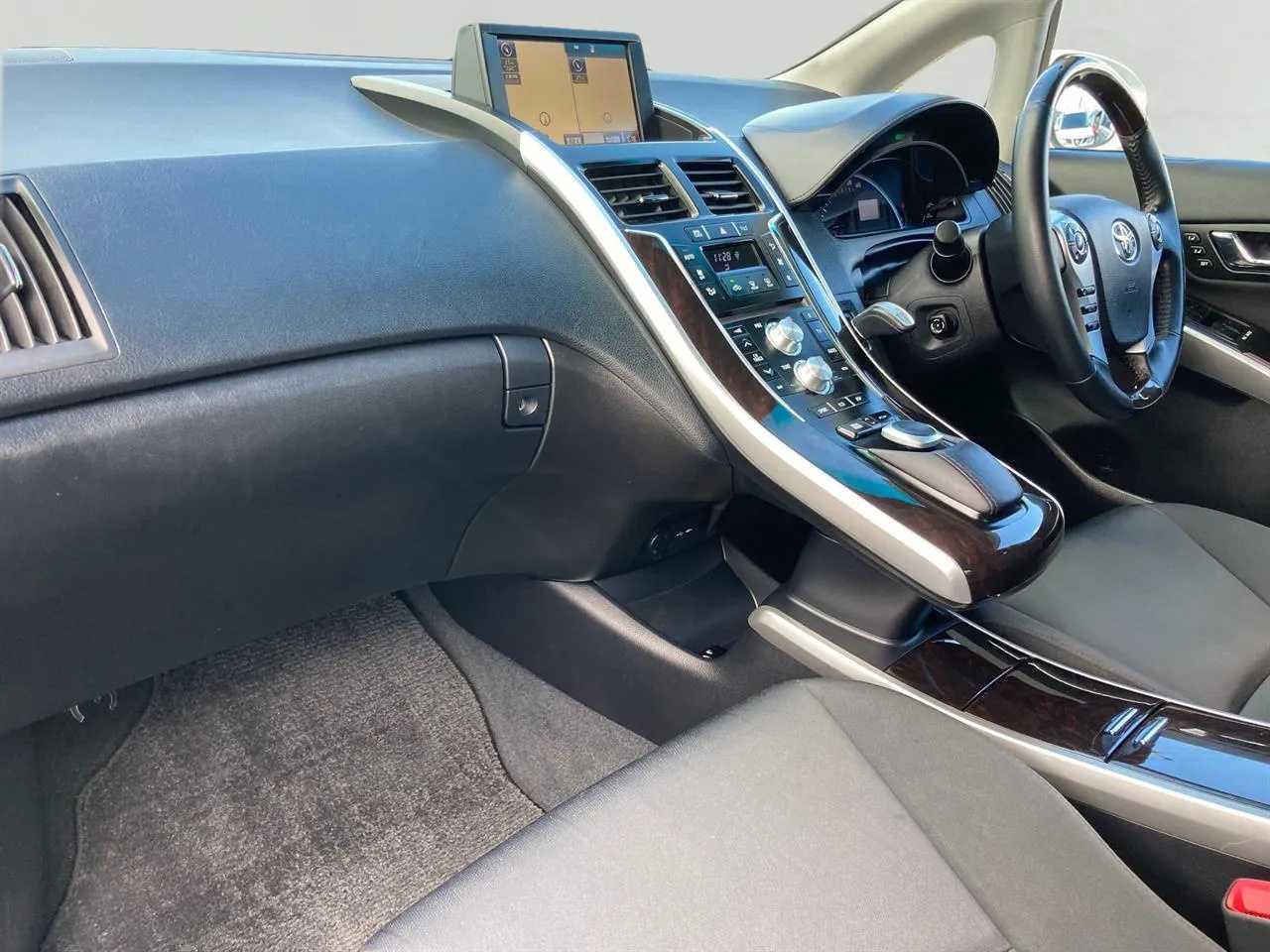 2014 Toyota Sai thumbnail