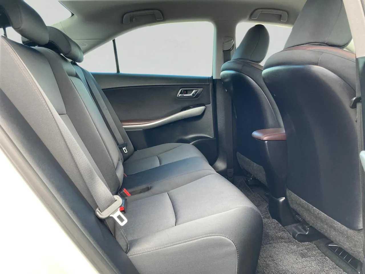 2014 Toyota Sai thumbnail