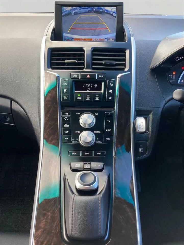 2014 Toyota Sai thumbnail