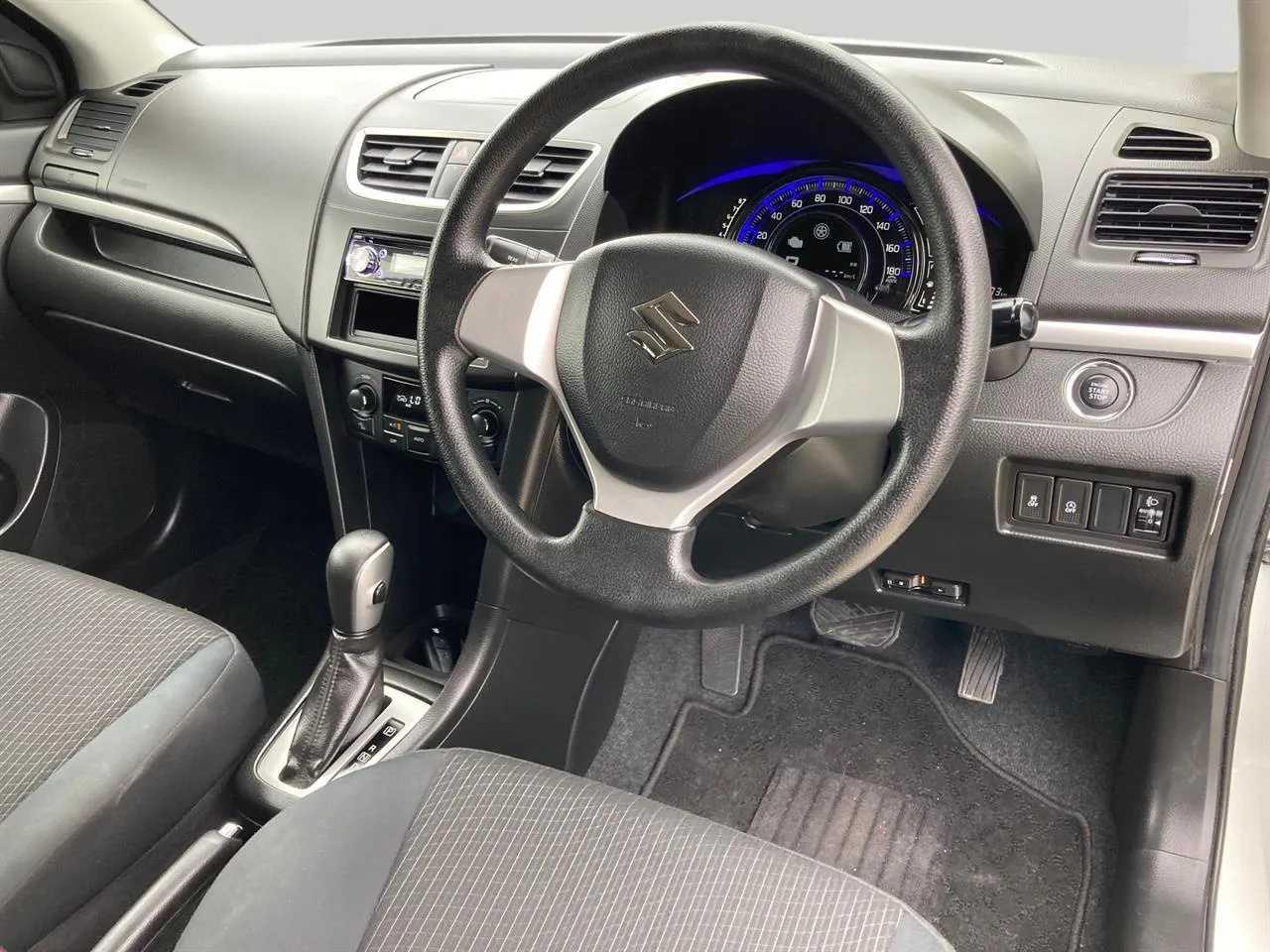 2016 Suzuki Swift thumbnail