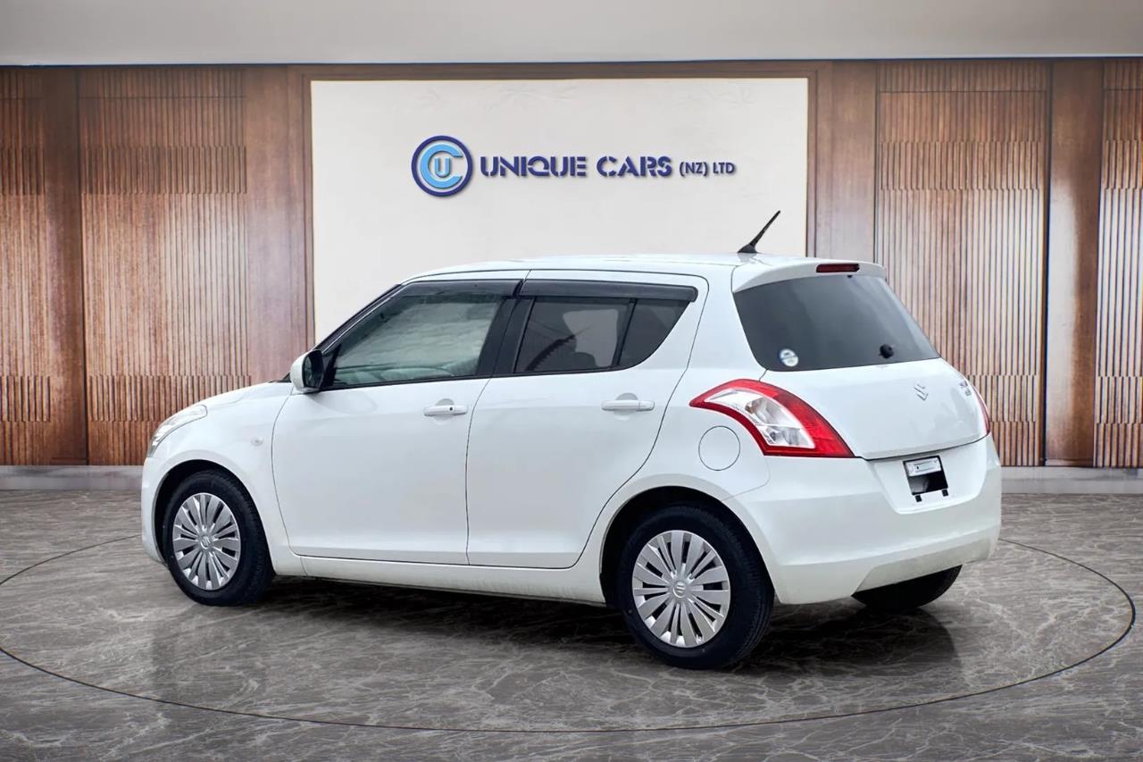 2016 Suzuki Swift thumbnail