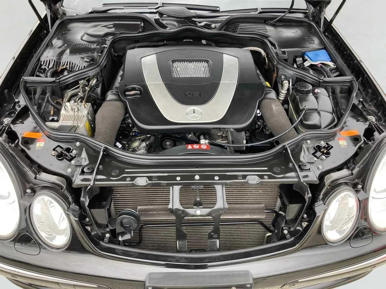 2006 Mercedes-Benz E350 thumbnail