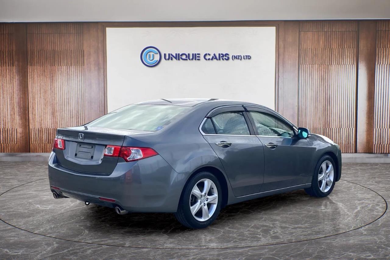 2009 Honda Accord thumbnail