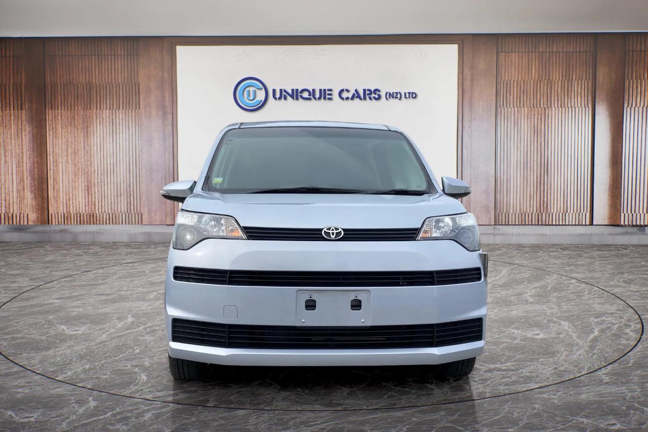 2014 Toyota Spade thumbnail