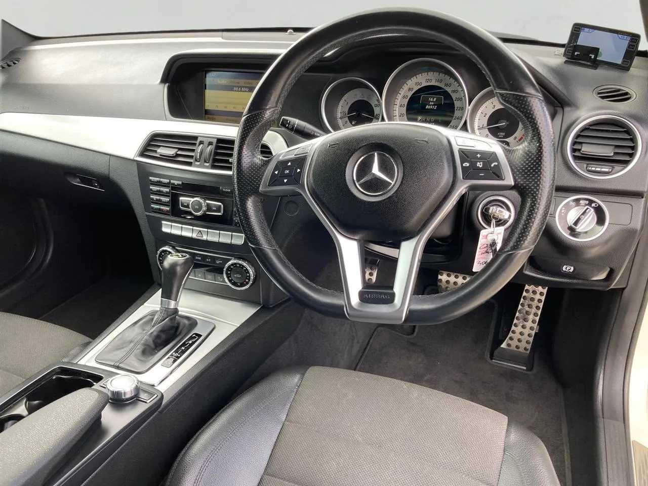 2012 Mercedes-Benz C250 thumbnail