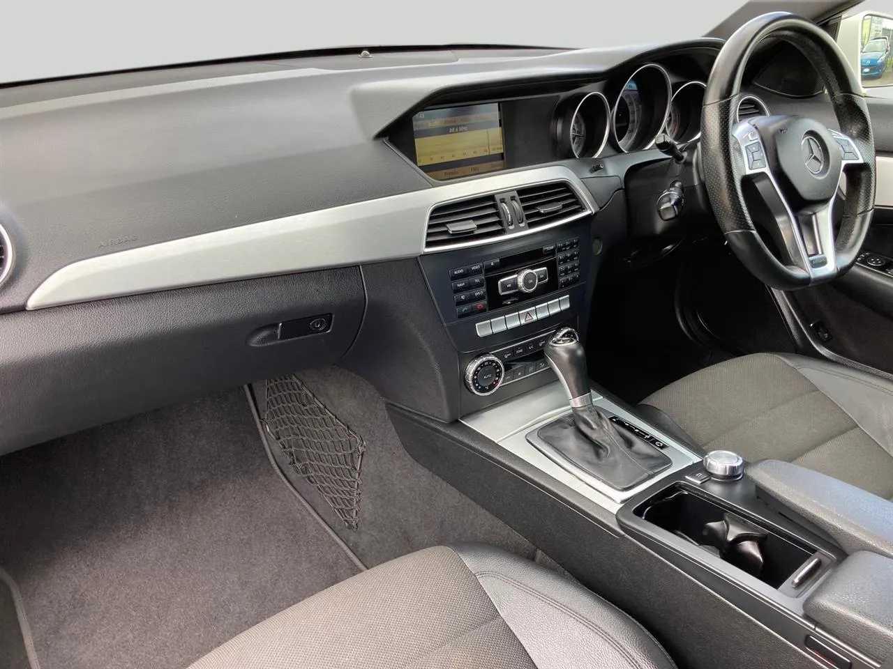 2012 Mercedes-Benz C250 thumbnail