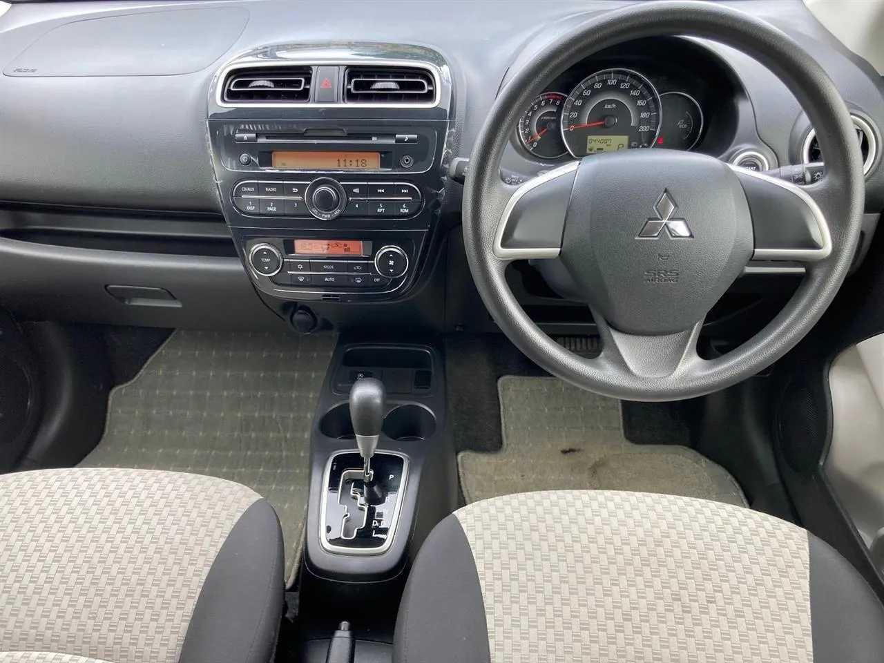 2018 Mitsubishi Mirage thumbnail