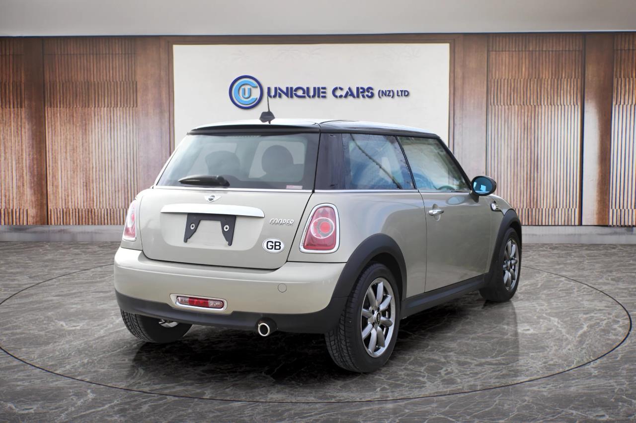 2011 BMW Mini thumbnail