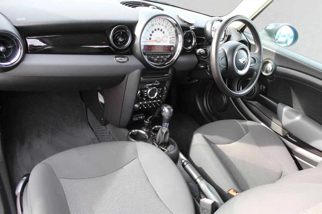 2011 BMW Mini thumbnail