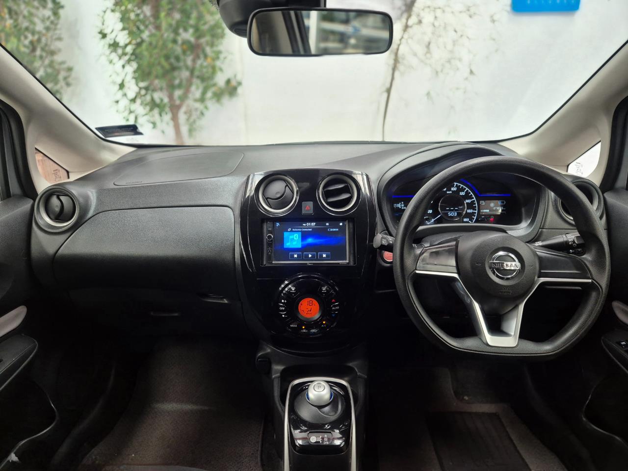 2017 Nissan Note thumbnail