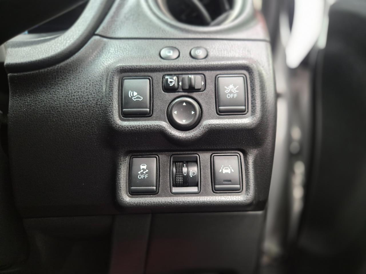 2017 Nissan Note thumbnail