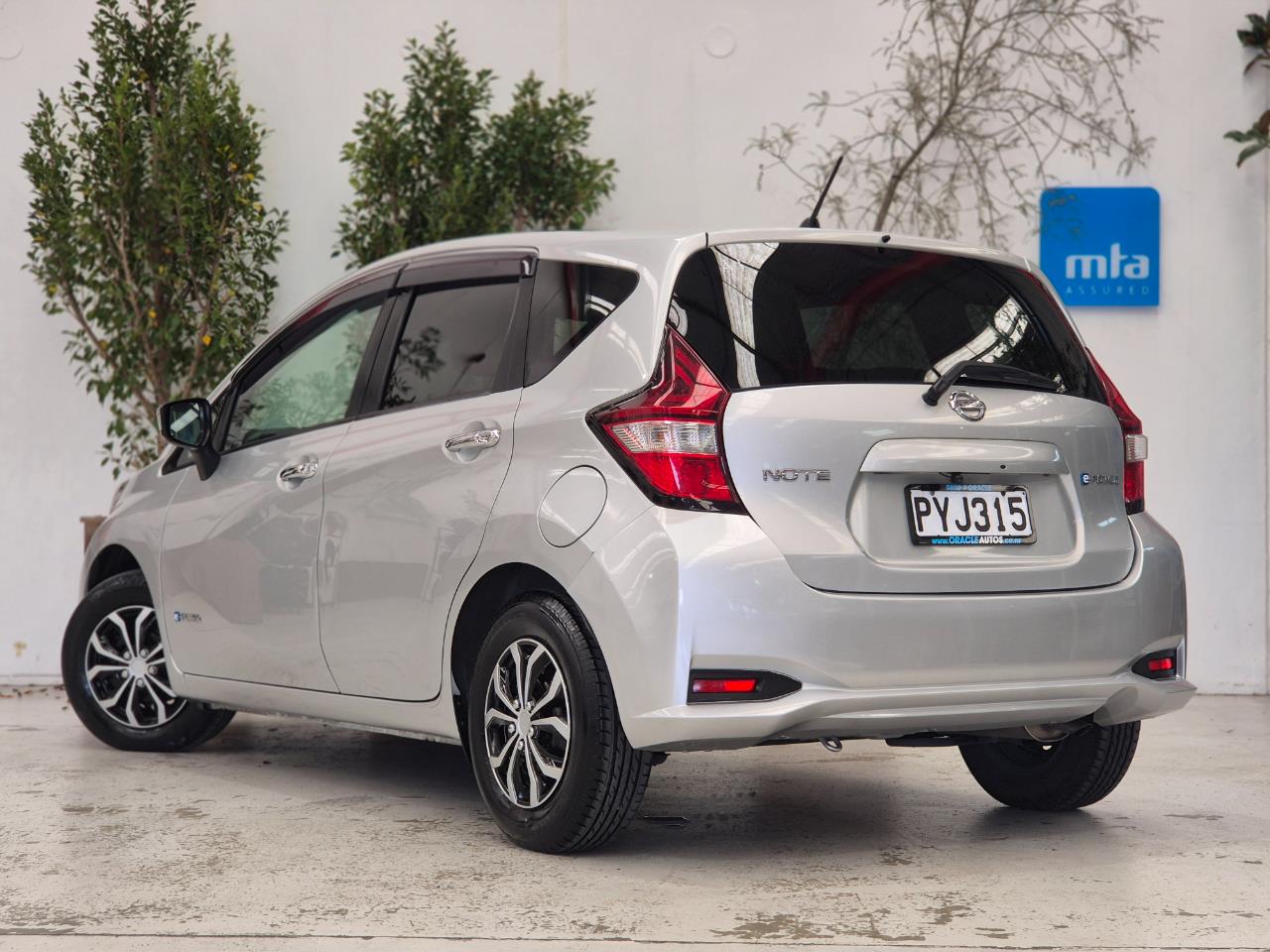 2017 Nissan Note thumbnail